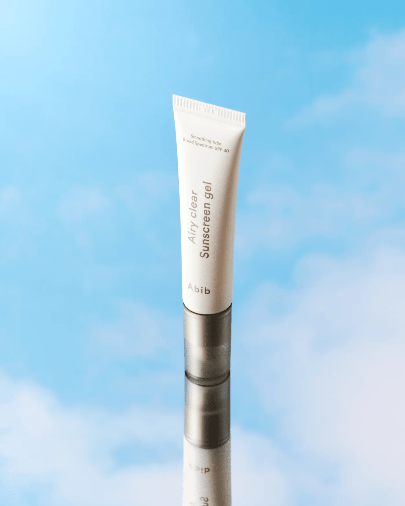 Airy Clear Sunscreen Gel Smoothing Tube - Image 6