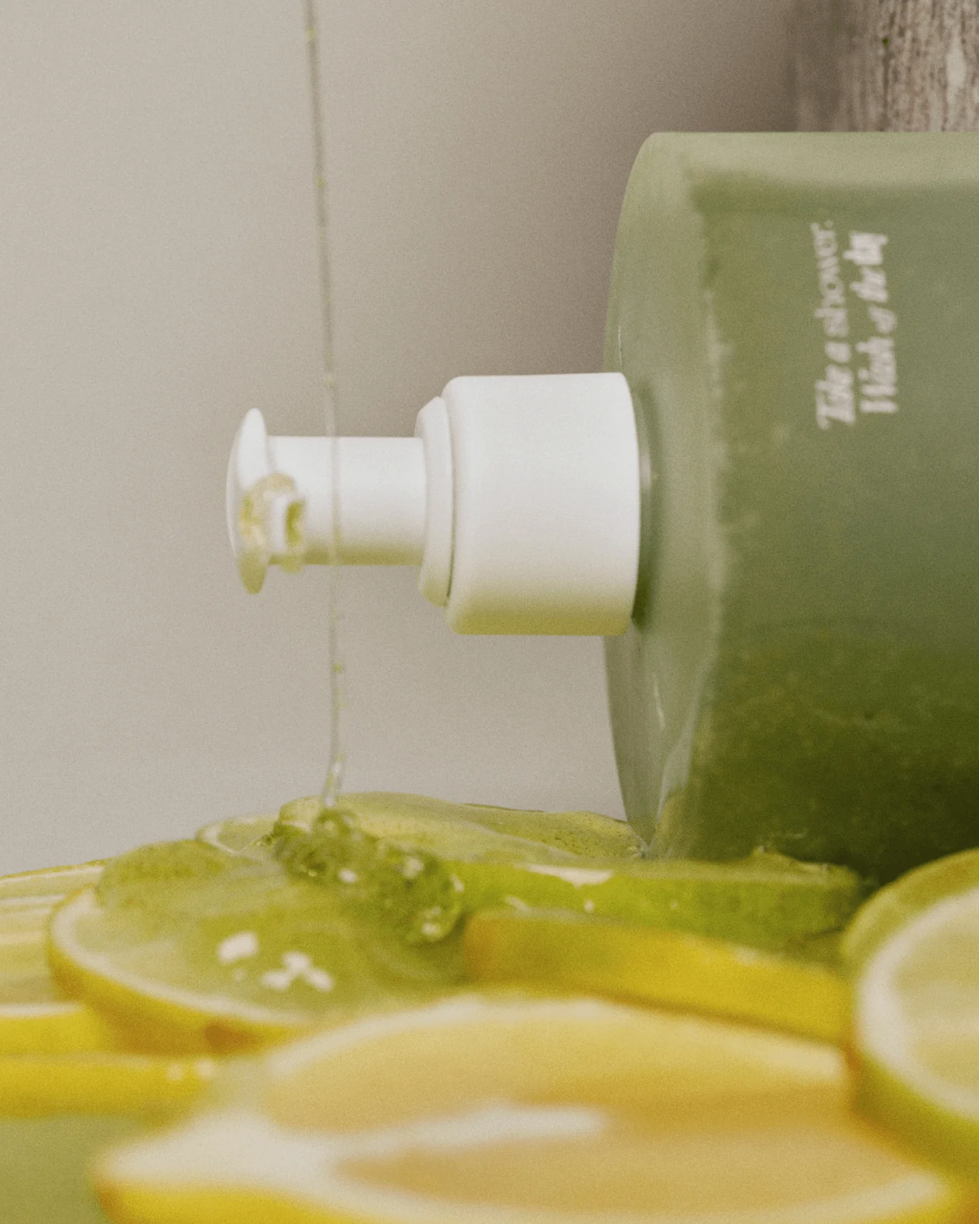 Lime Sunday Refresh Shampoo - Image 4