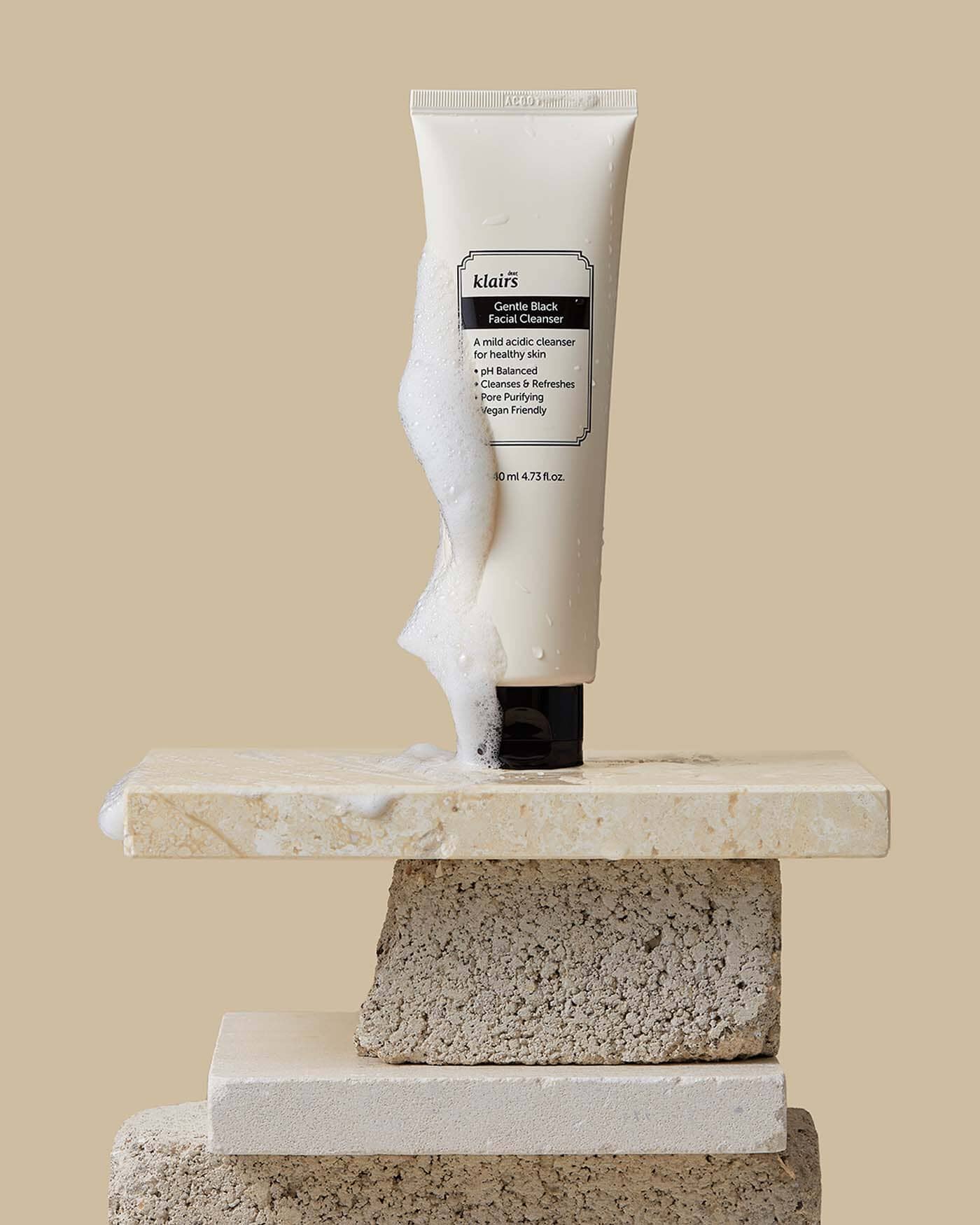 Gentle Black Facial Cleanser - Image 3