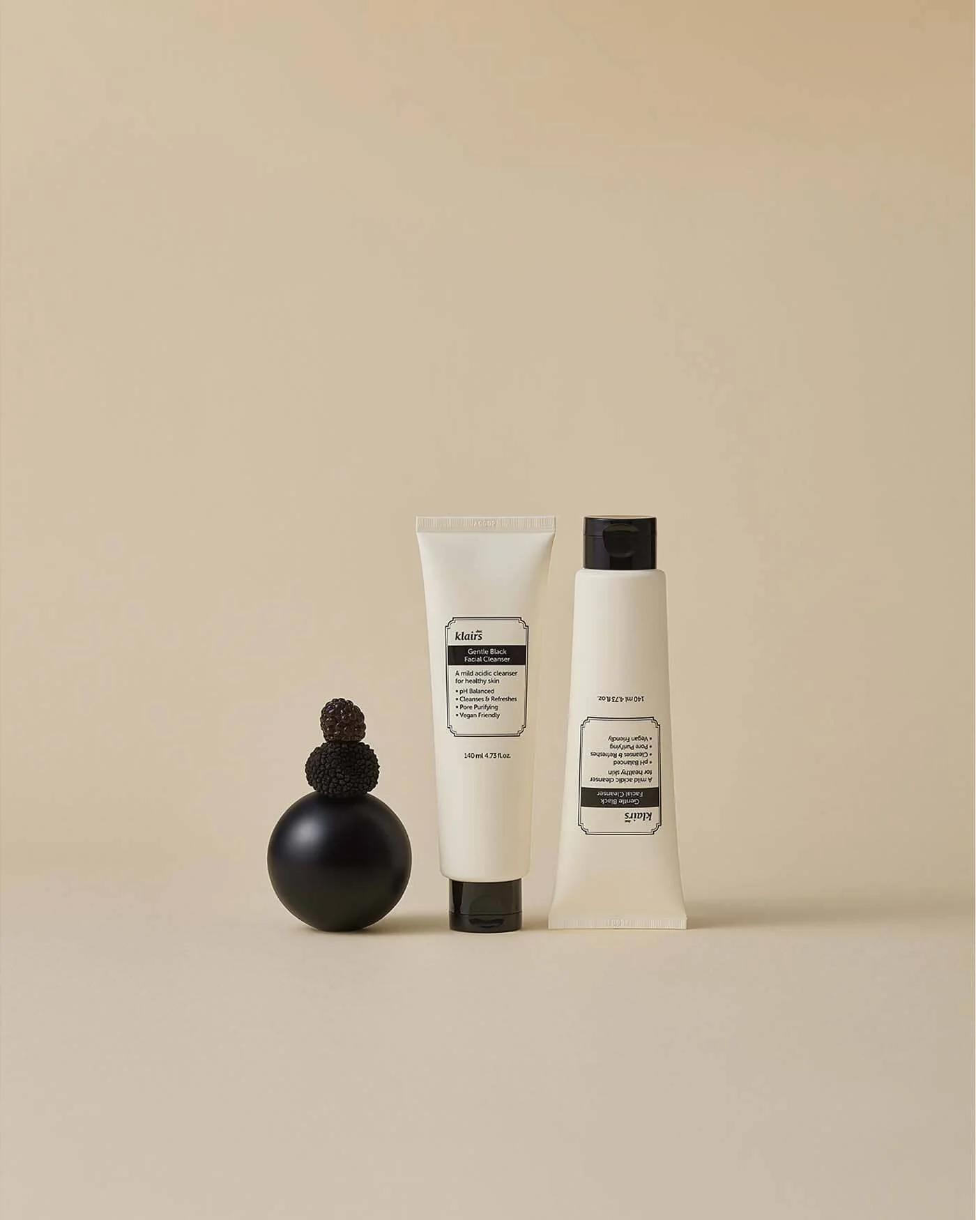 Gentle Black Facial Cleanser - Image 7
