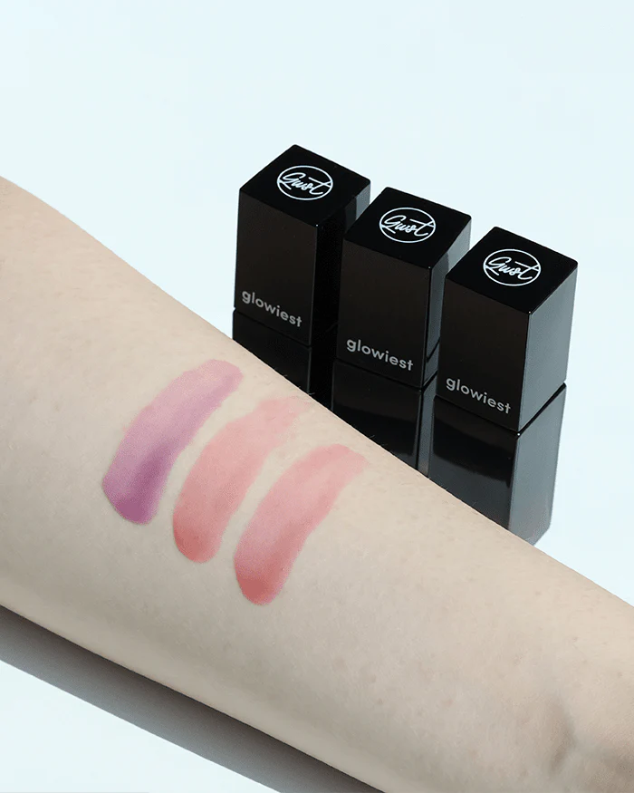 Effortless Glow Lip Oil - Image 4
