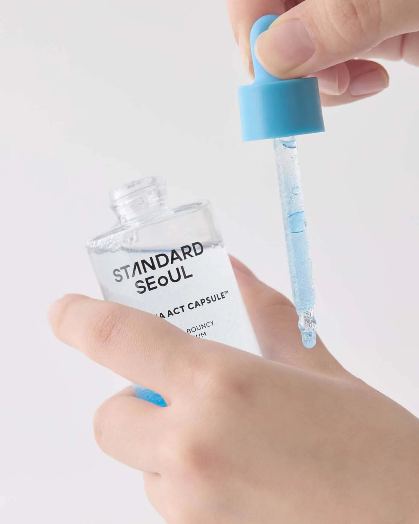Hydrating Bouncy Boost Serum - Image 5