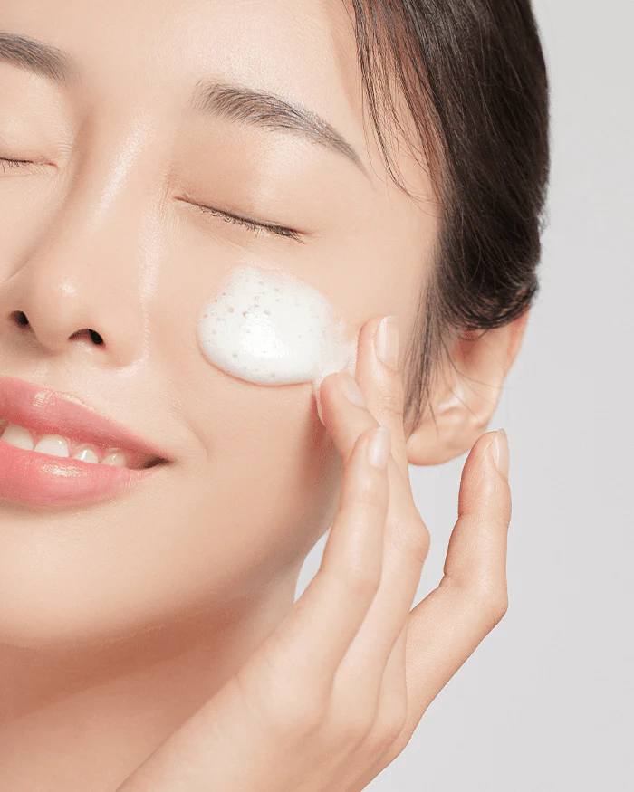 Mugwort Gel Cleanser - Image 4