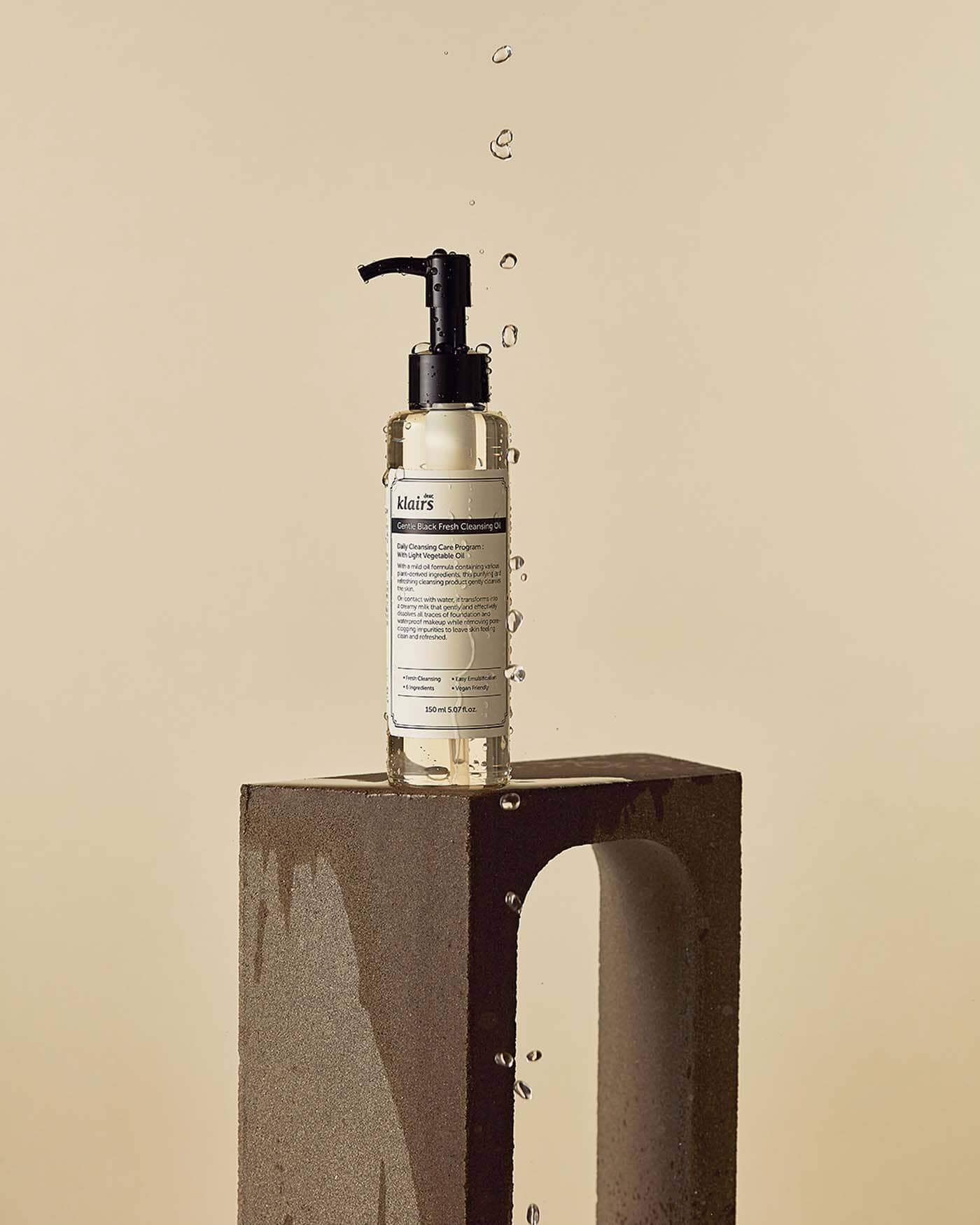 Gentle Black Fresh Cleansing Oil - Image 6