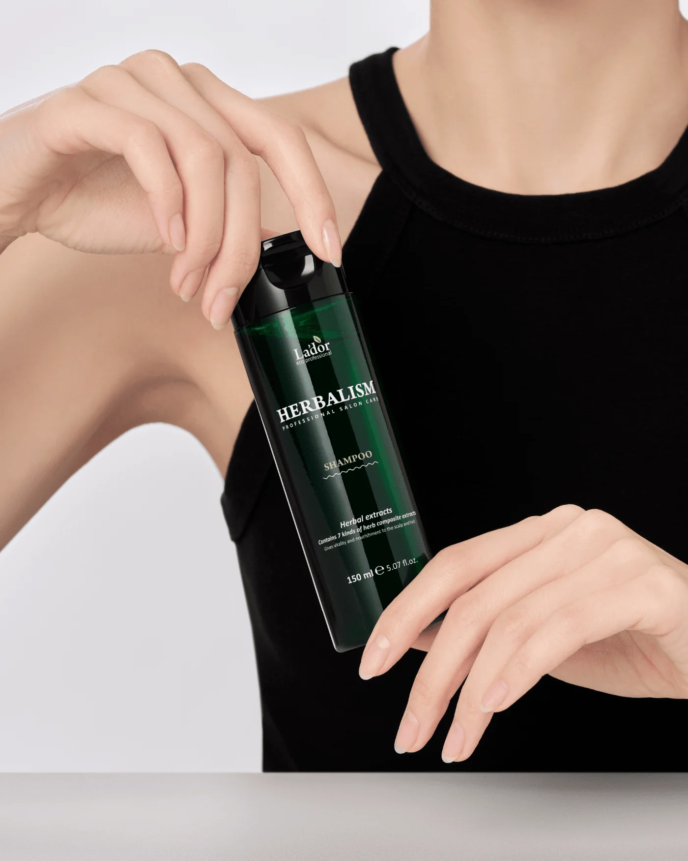 Herbalism Shampoo - Image 2