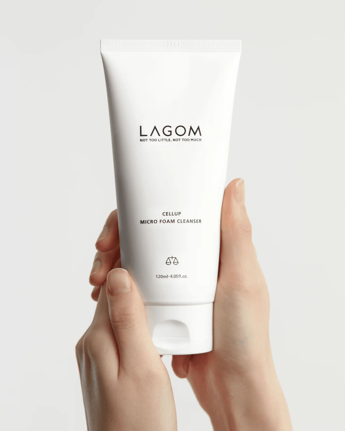 Cellup Micro Foam Cleanser - Image 3