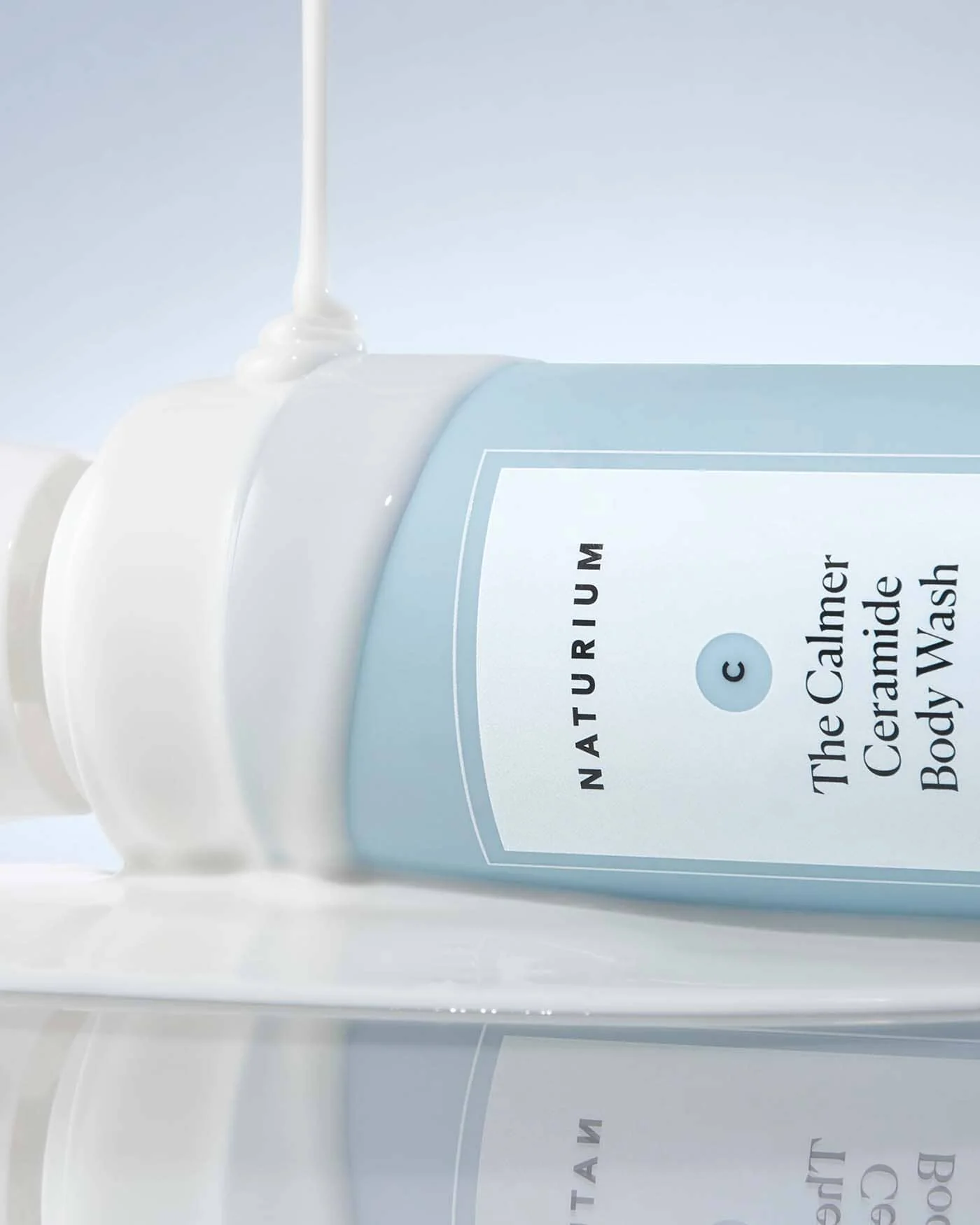The Calmer Ceramide Body Wash - Image 2