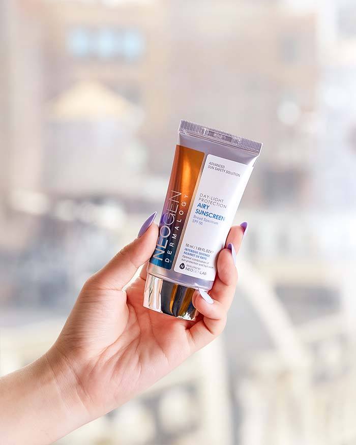 Day-Light Protection Airy Sunscreen - Image 3
