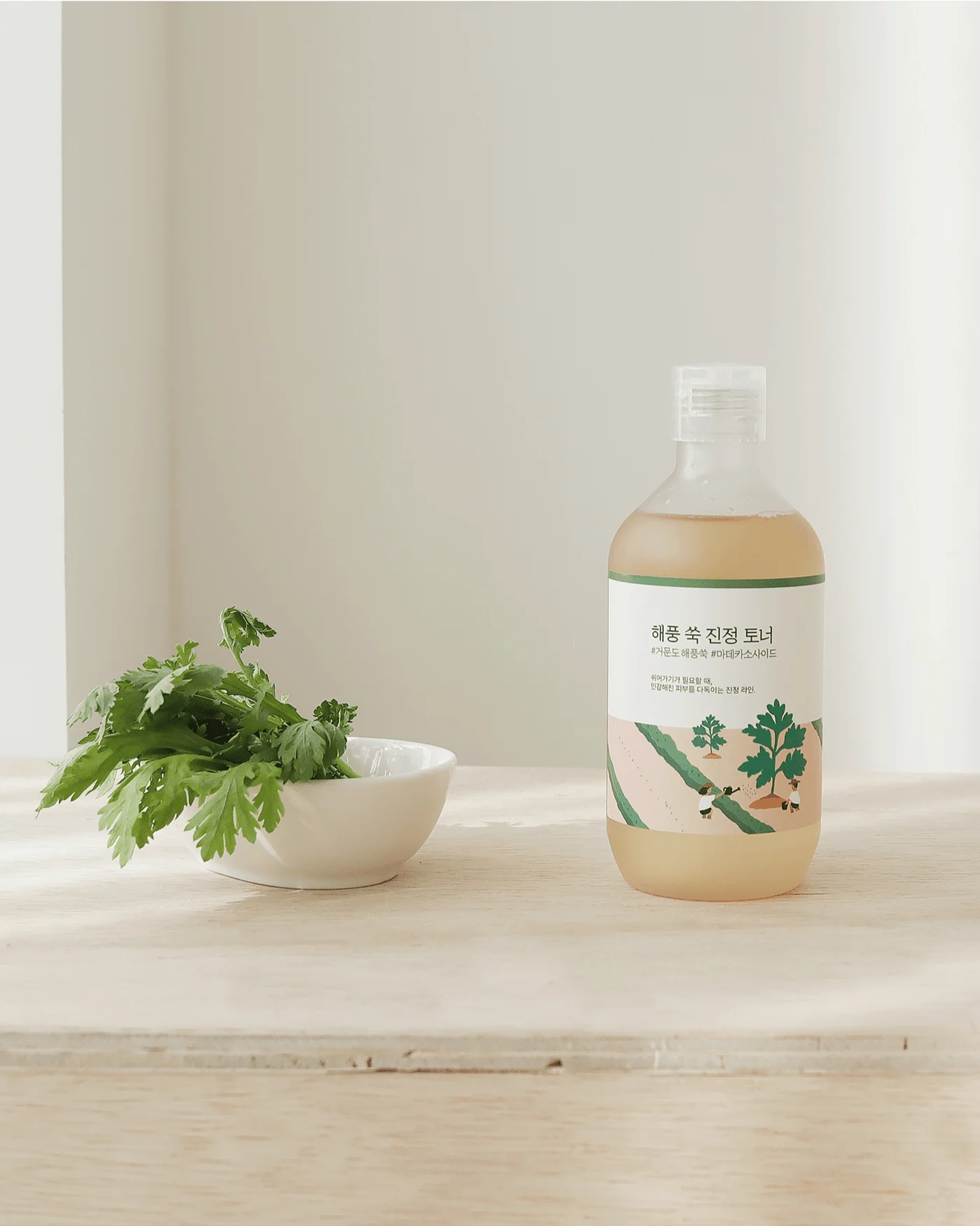 Mugwort Calming Toner - Image 4