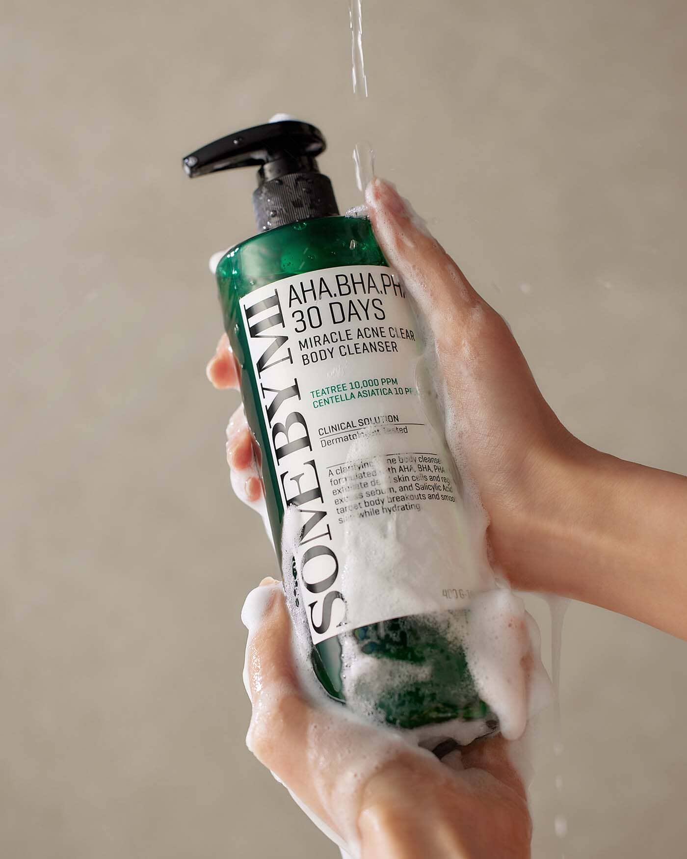 AHA-BHA-PHA 30 Days Miracle Acne Clear Body Cleanser - Image 3