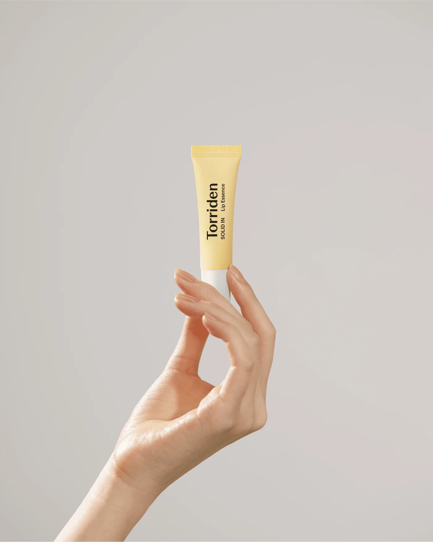 Solid In Lip Essence - Image 4