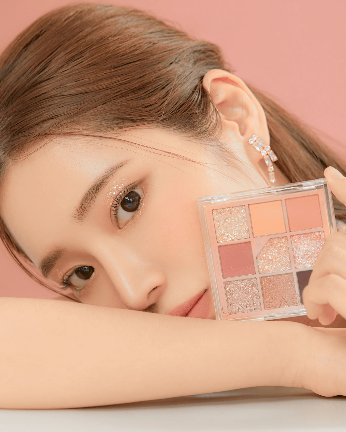 Glitterpedia Eye Palette - No3. All of Coral Pink - Image 6